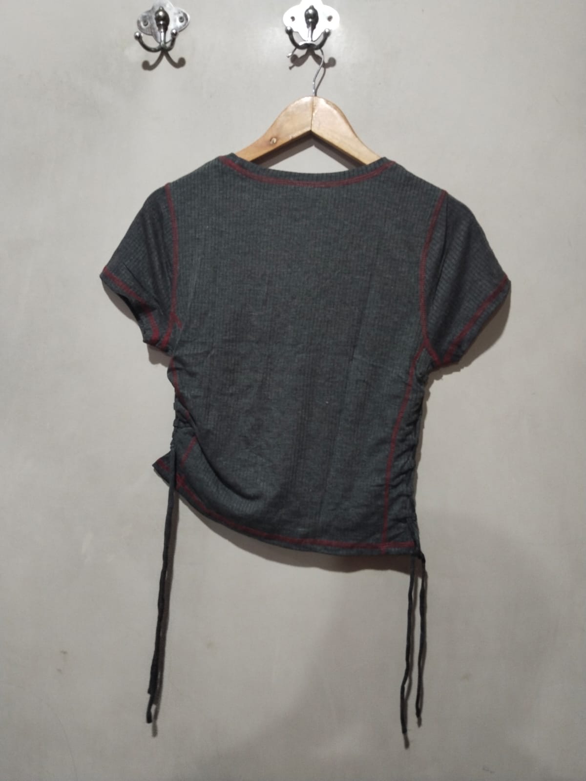 No Boundaries Y2K Skull Tee