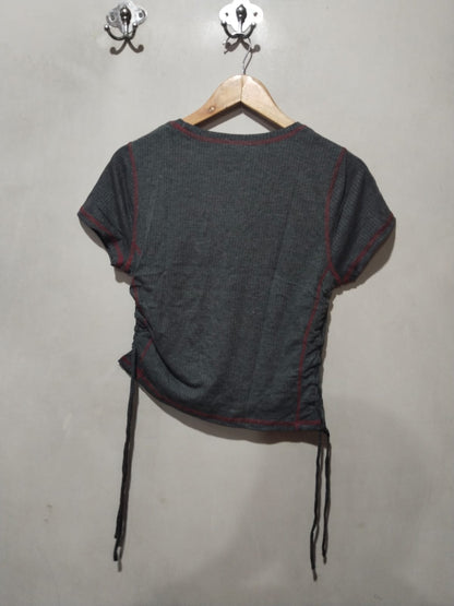 No Boundaries Y2K Skull Tee