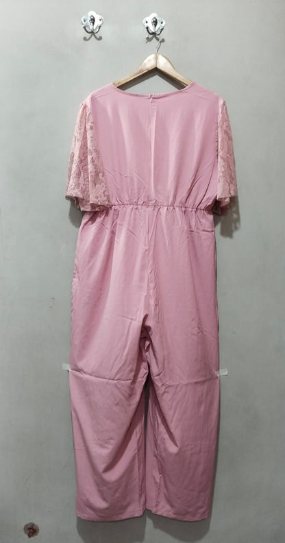 SHEIN LUNE Plus Contrast Lace Butterfly Sleeve Jumpsuit