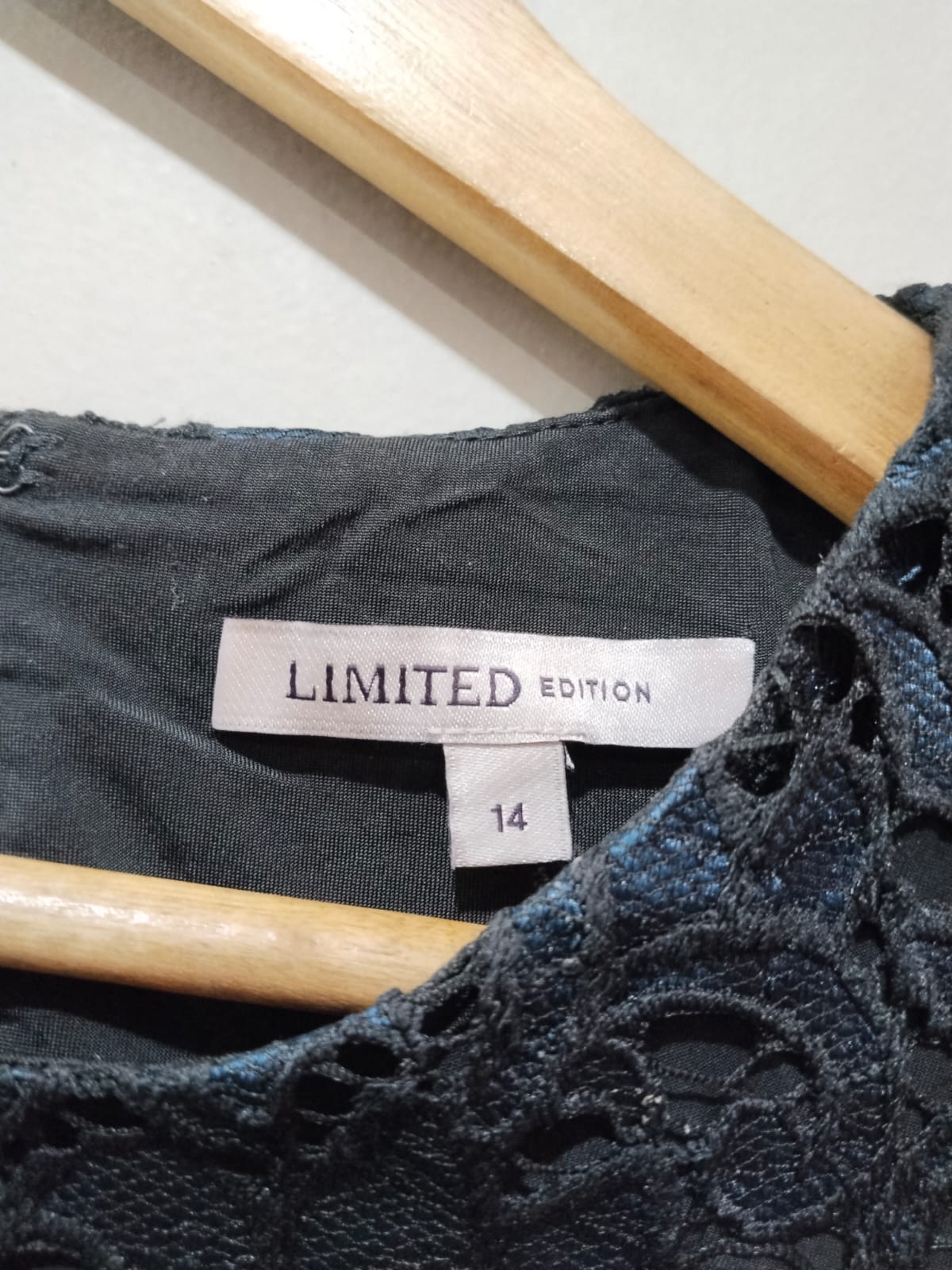 Womens Black Floral Lace Sleeveless Blouse