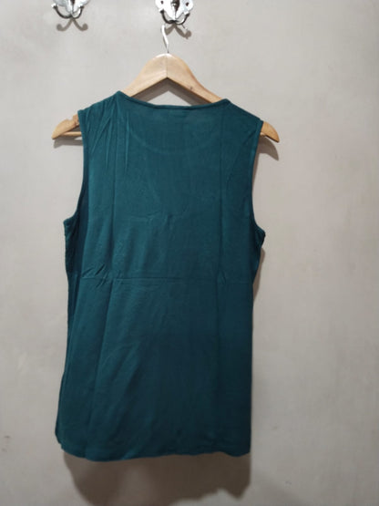 DOROTHY PERKINS Green Sleeveless Blouse With Lace Detail