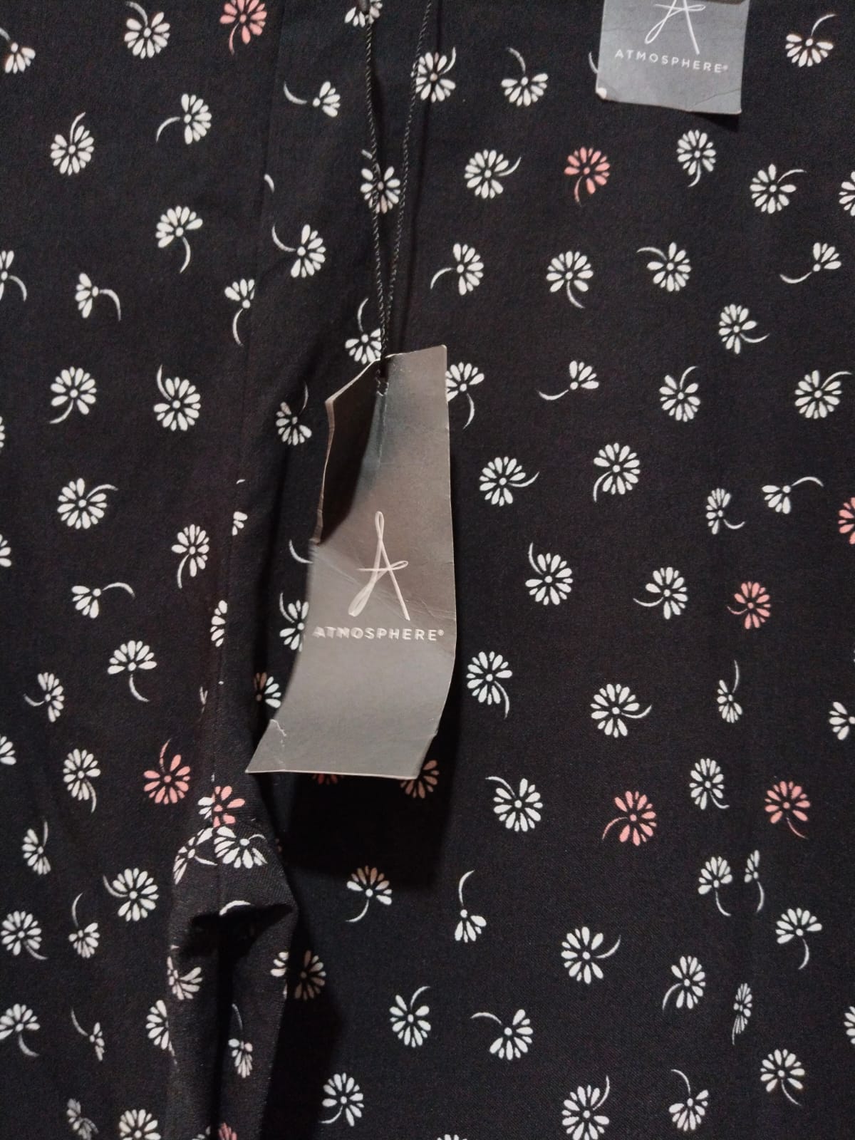 ATMOSPHERE Legging Activewear Pants Womens Small Black Floral Stretch High Rise