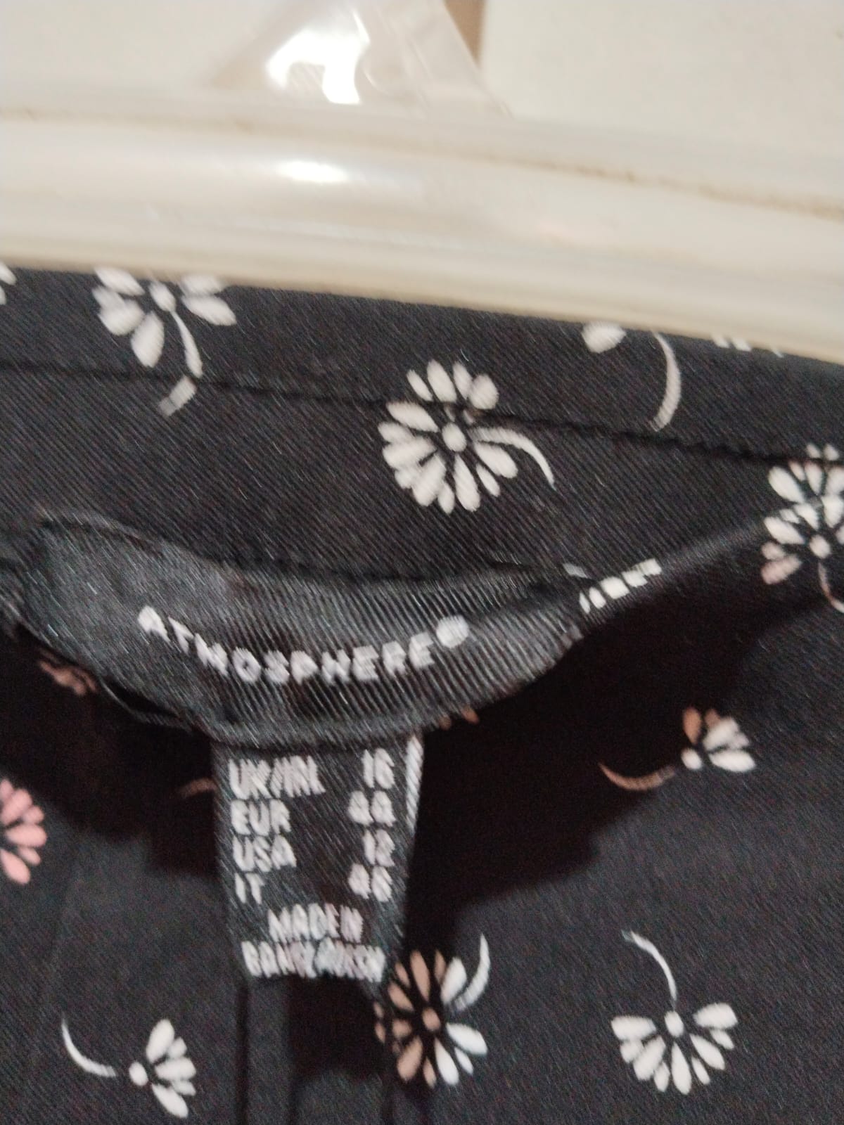 ATMOSPHERE Legging Activewear Pants Womens Small Black Floral Stretch High Rise