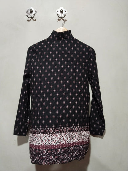 NEW LOOK Black And White Patterned Orient Blouse