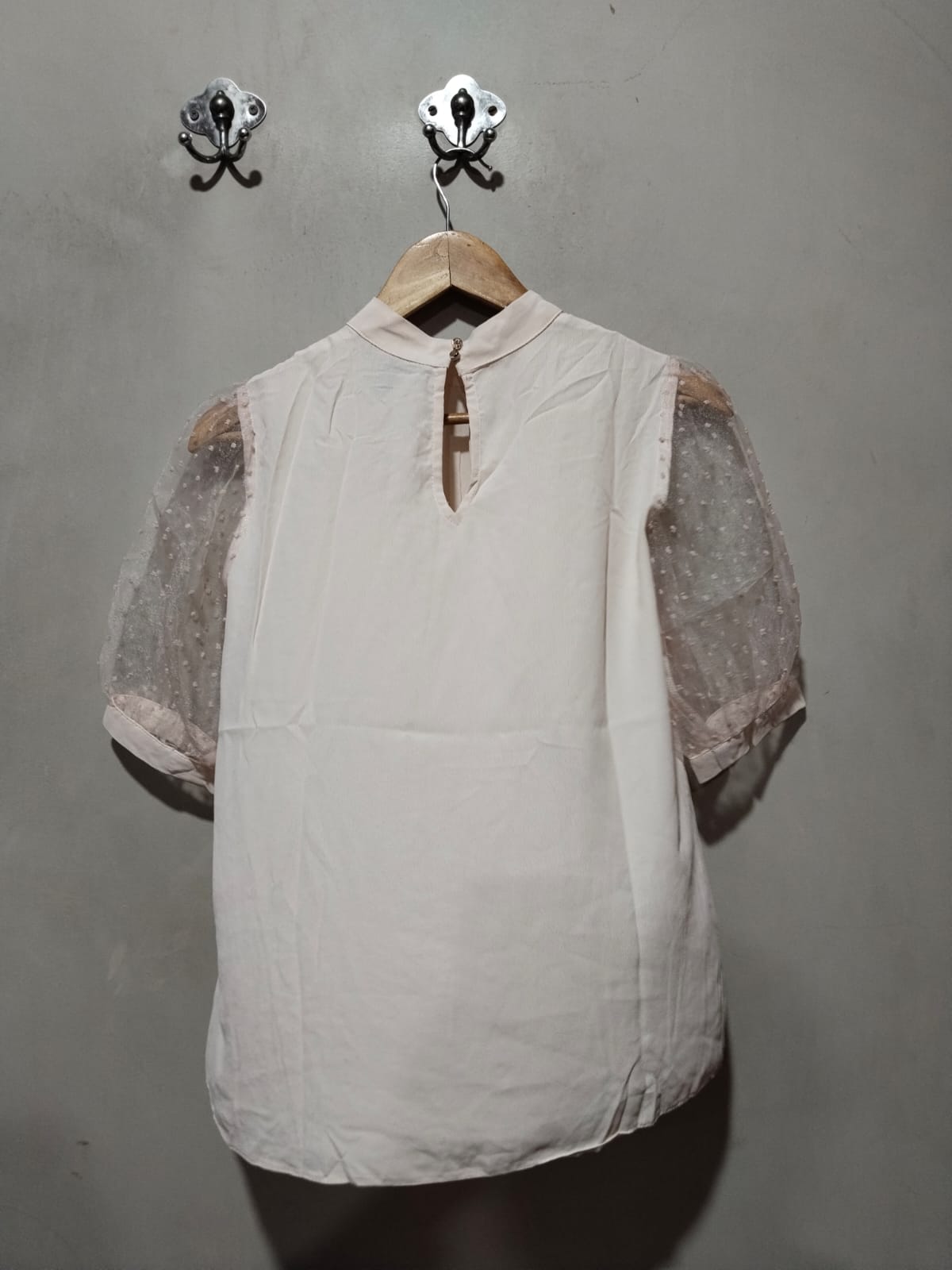 NEW LOOK Womens T Shirt Quiz White Mesh Spot Sleeve Top