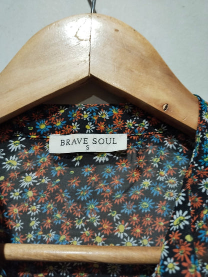BRAVE SOUL Multi-Colored Floral Printed Button-Down Bow Tie-Neck Top