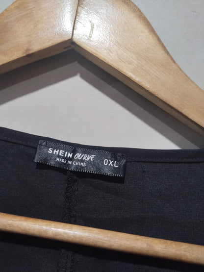 SHEIN Curve Women's Black Classic Fit Long Sleeve Top