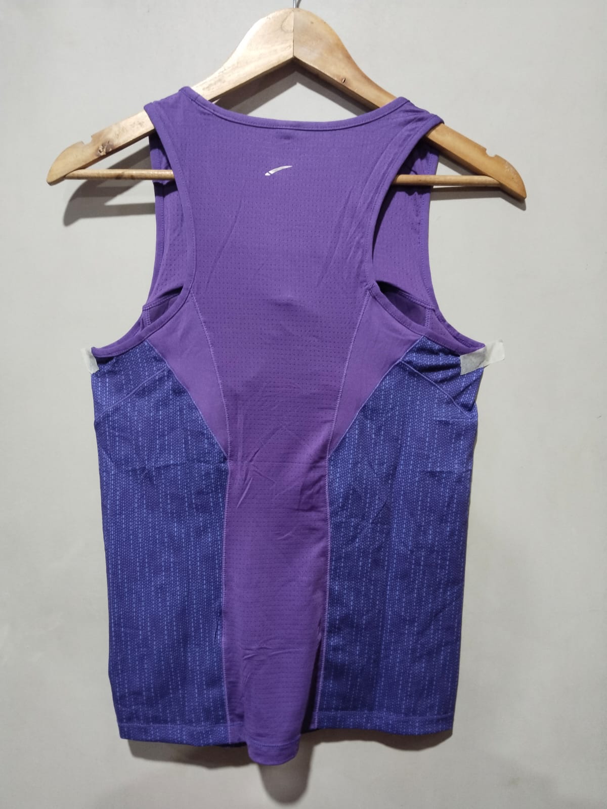 LA Gear Women's Purple Athletic Mesh Tank Top