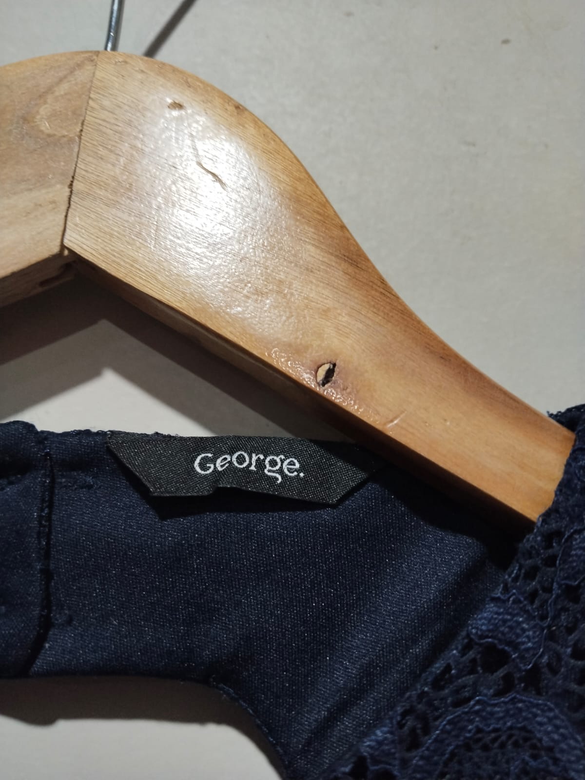 George Women's Navy Lace Sleeveless Dress with Keyhole Back