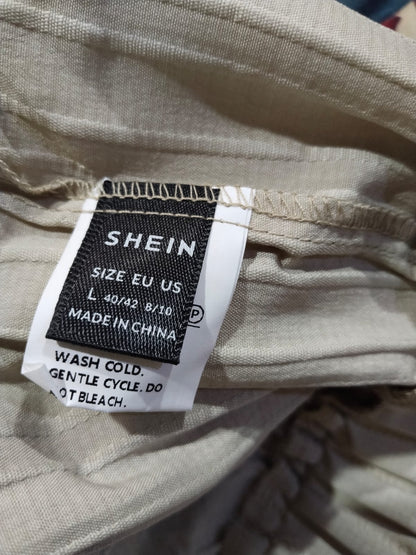 SHEIN Off-Shoulder Frill Trim Crop Top & Shorts Set