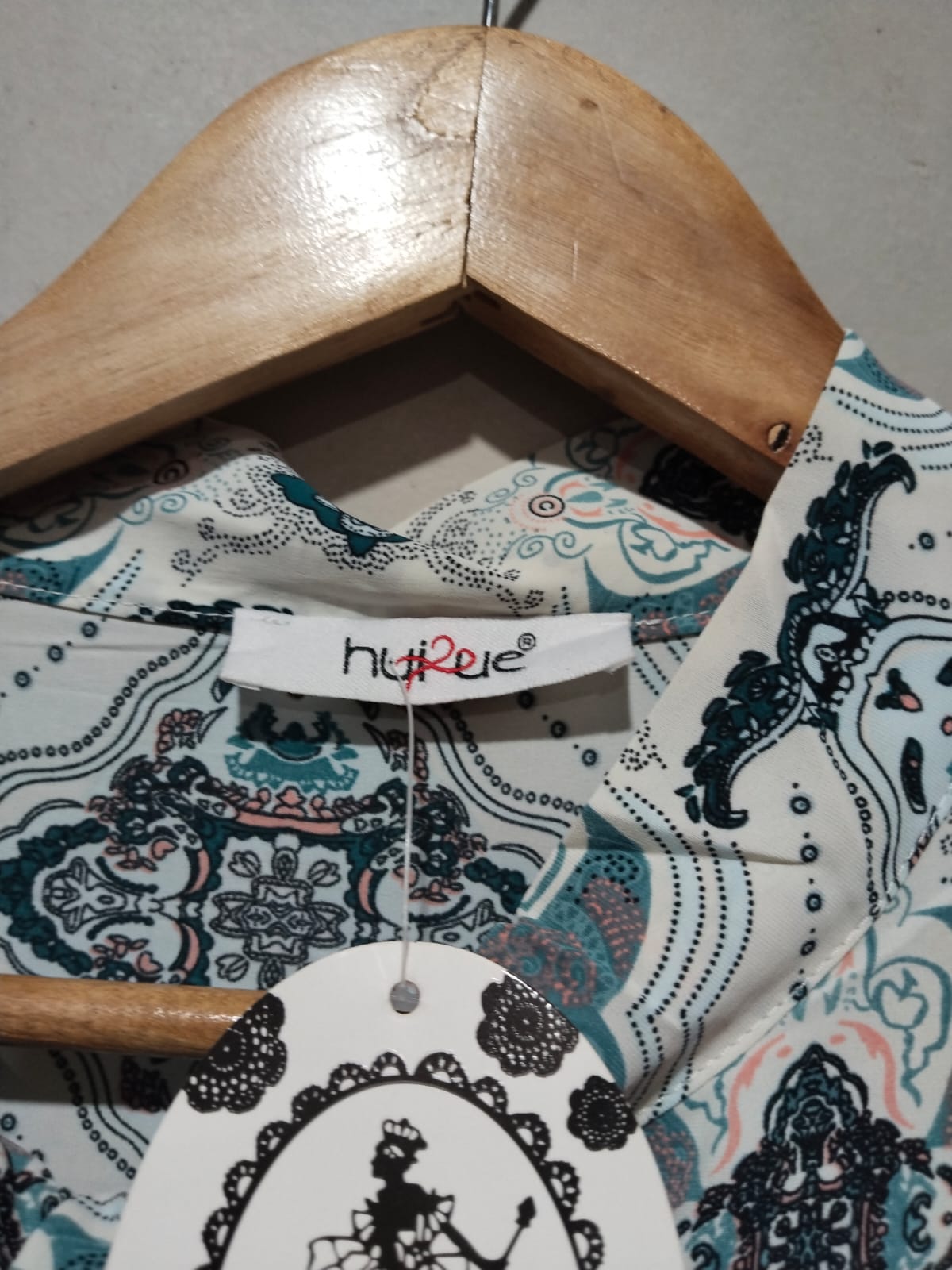 HuiXue Women's Grey & Teal Patterned Tunic Top