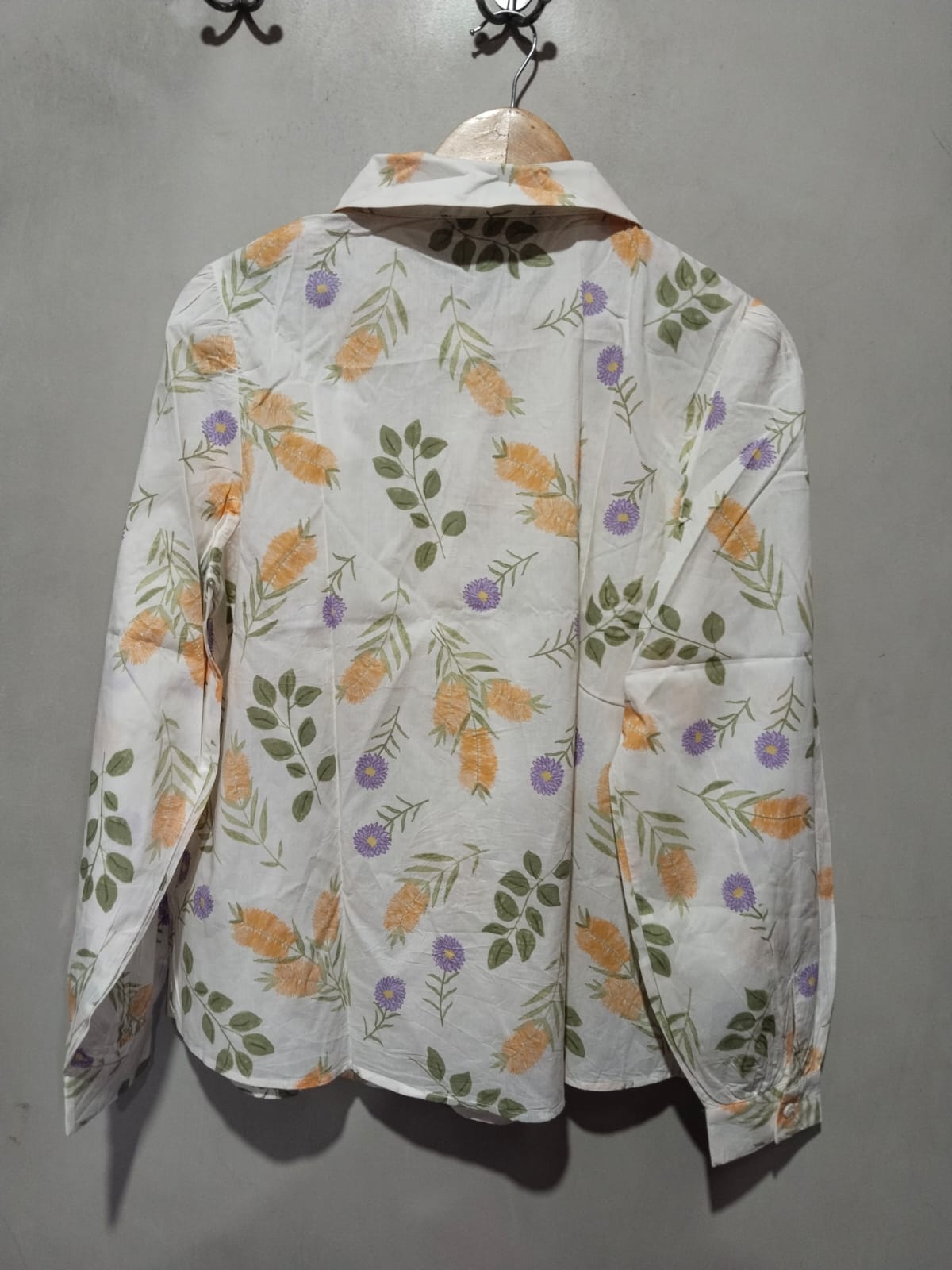 PRINCESS HIGHWAY | L|BUST 22 |Wild Flower Shirt|Cotton