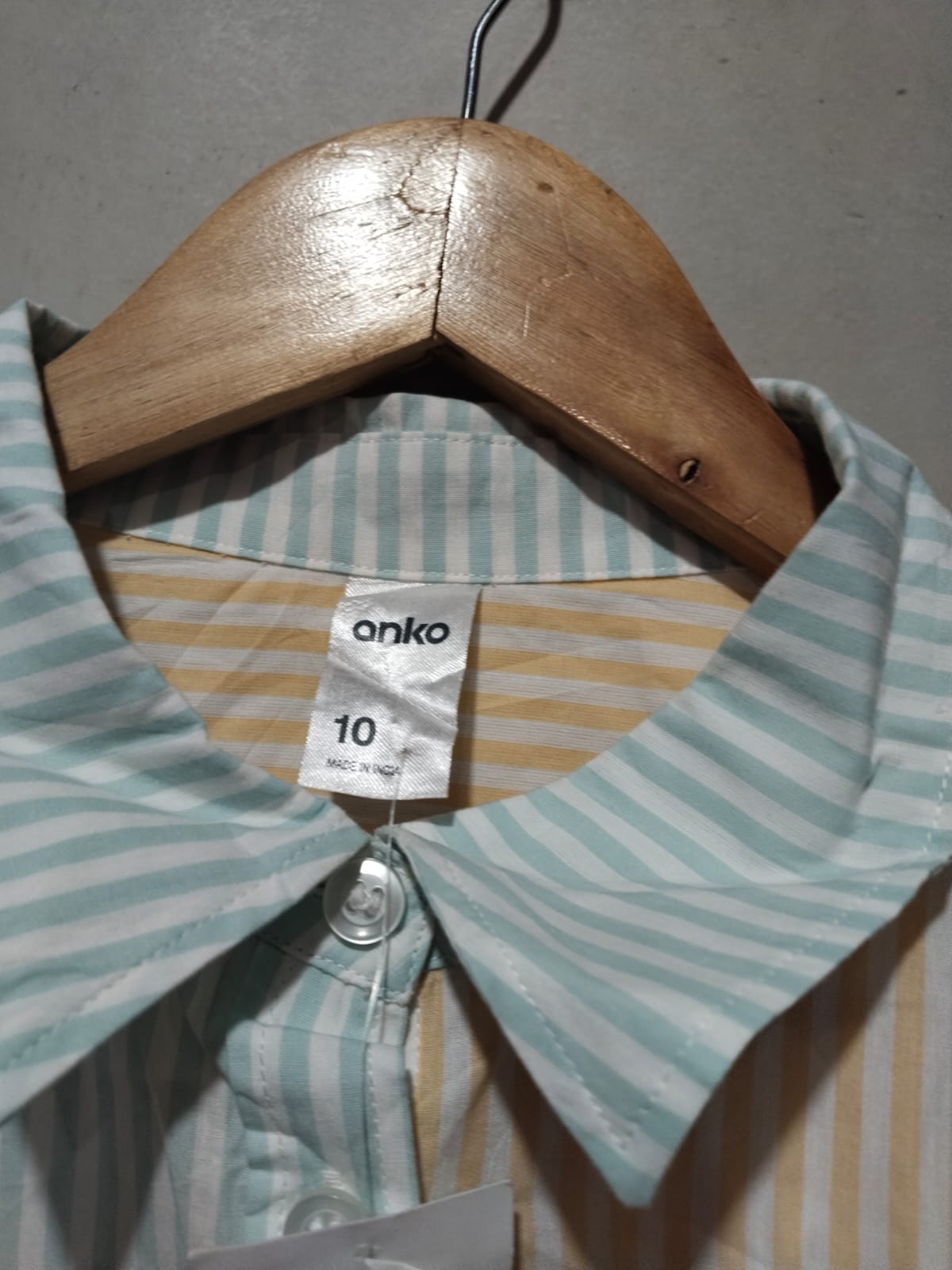 Anko | M | Bust 25 | Color-Blocked Striped Button-Down Shirt