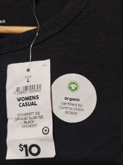 WOMAN |L | Bust 21 | Black |Curved Hem T-shirt