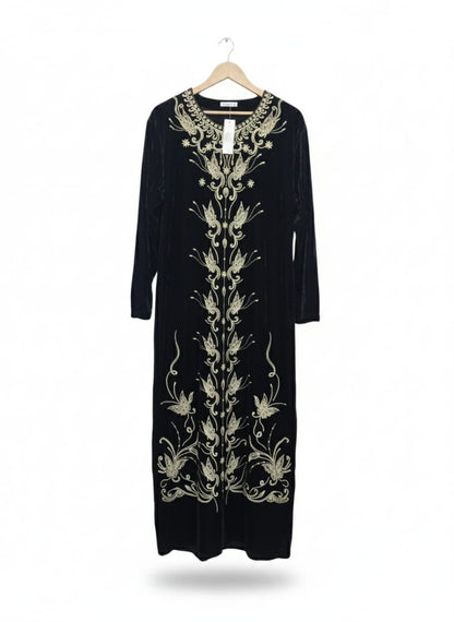 HUANG SHI |XL|Bust 23|Velvet Long Sleeve Abaya with Intricate Gold Embroidery