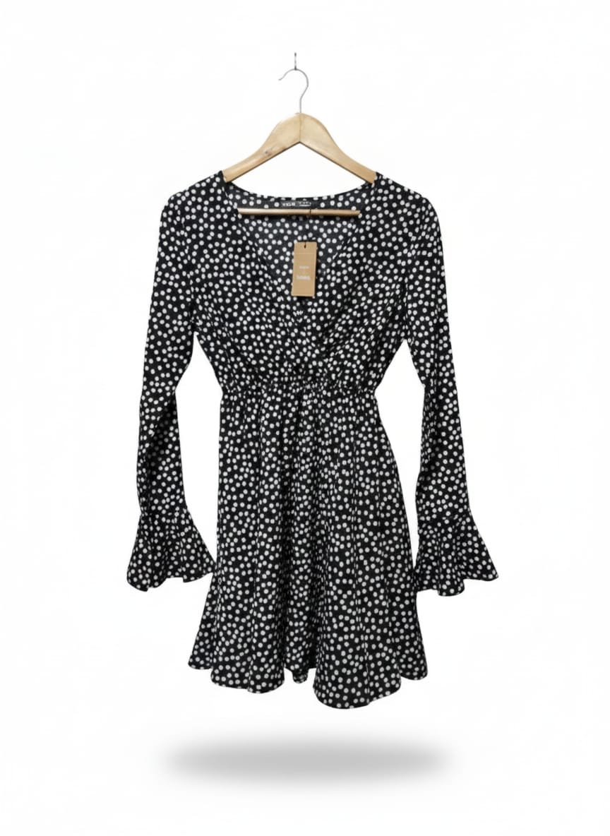 SHEIN |XS|Bust 16|Black and White Polka Dot V-Neck Mini Dress