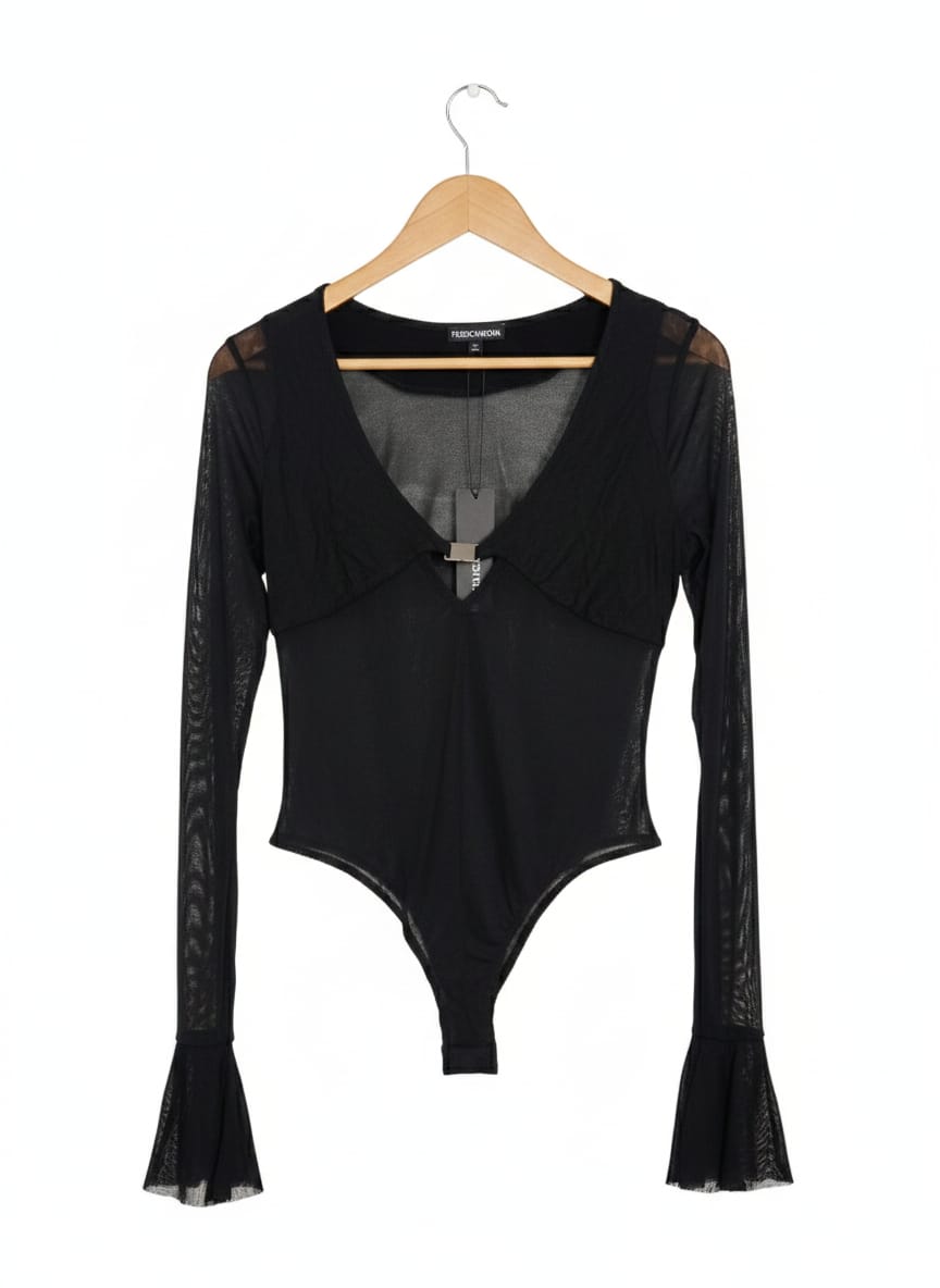 FASHION NOVA|L|BUST 17|Sorella Mesh Deep V-Neck Bodysuit
