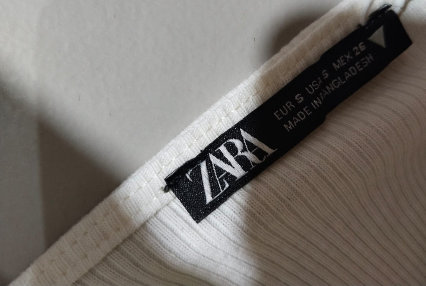 ZARA|S|BUST 11|White Ribbed Racerback Bodysuit.