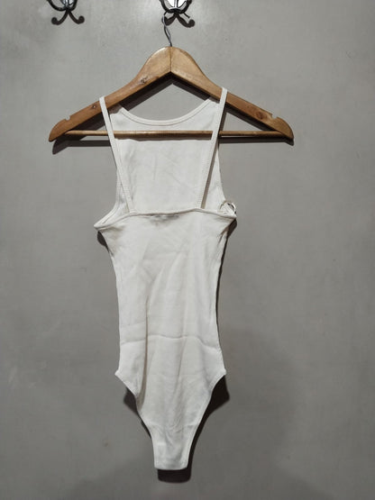ZARA|S|BUST 11|White Ribbed Racerback Bodysuit.