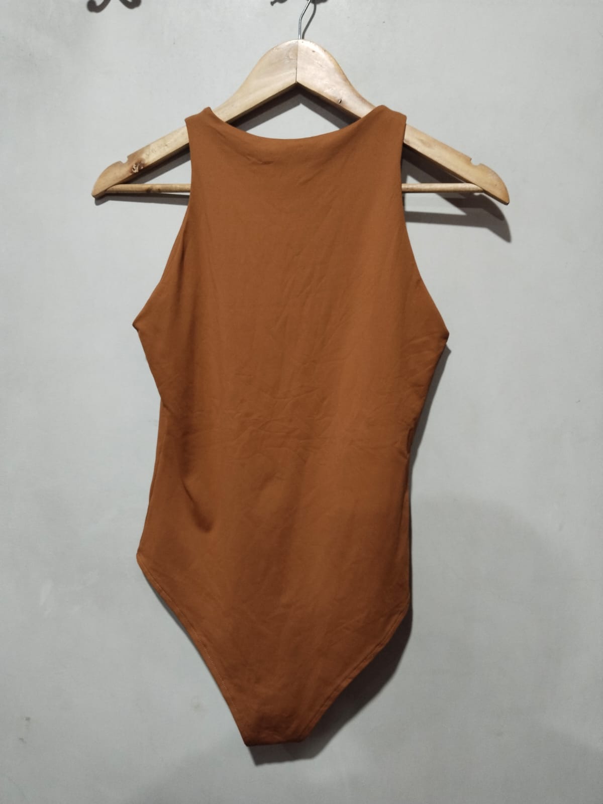 REORIA|M|BUST 14| Cinnamon Brown High Neck Sleeveless Bodysuit