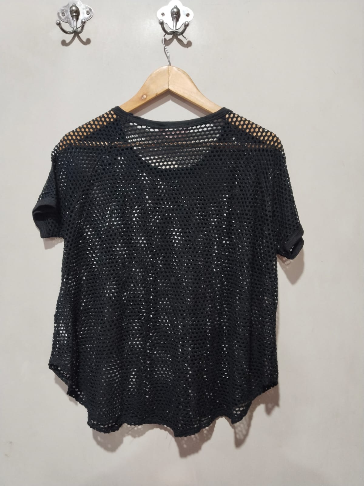 SJS|XL|BUST 22|Perforated Mesh Top