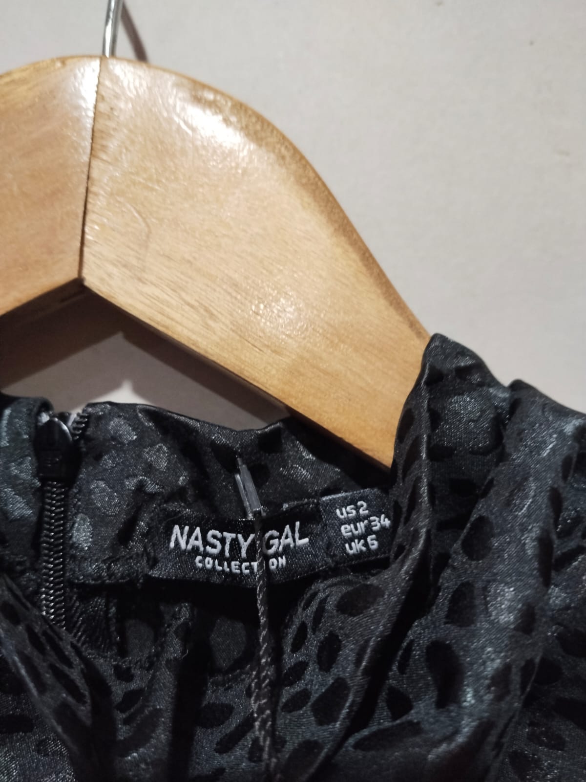 NASTY GAL|S|BUST 16|Black Textured Ruffle Sleeve Midi Dress