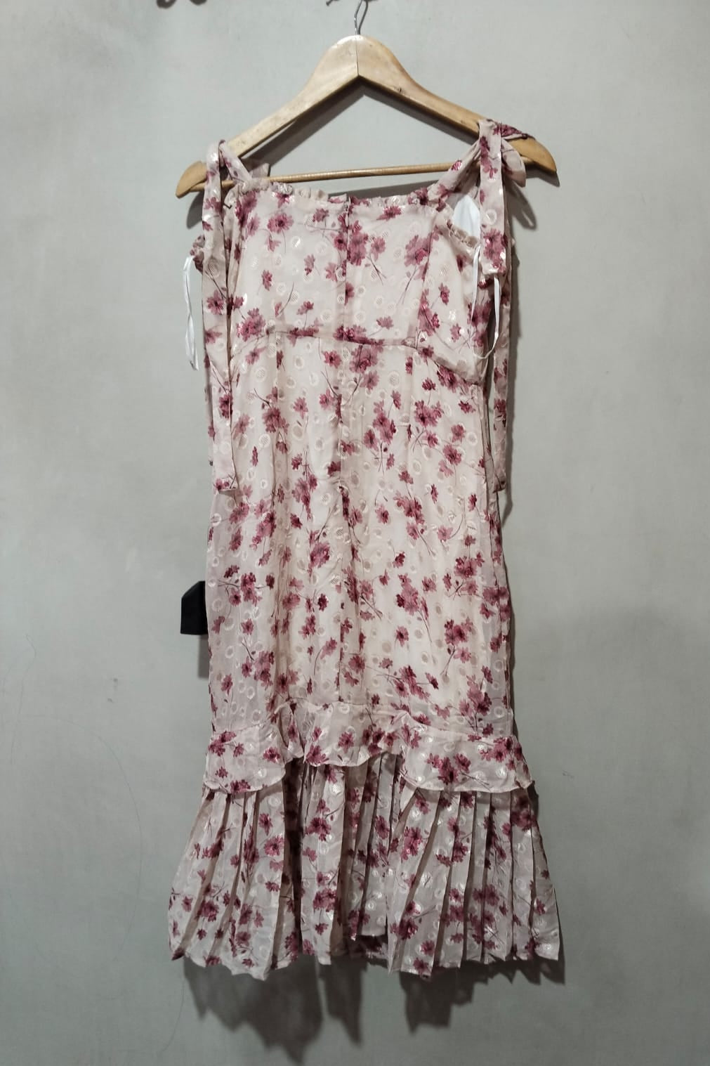 LULUS|M|BUST 16| C5| Terrace Views Taupe Floral Print Tiered Midi Dress