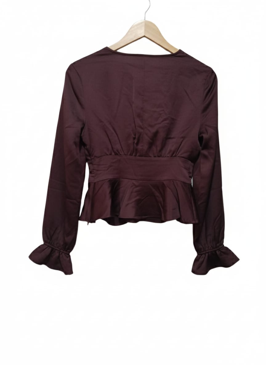 EXPRESSS|S|BUST 17| V-Neck Button Satin Peplum Top