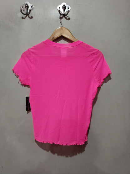 NO BOUNDARIES|M|BUST 17| Hot Pink Ribbed Lettuce-Edge T-Shirt