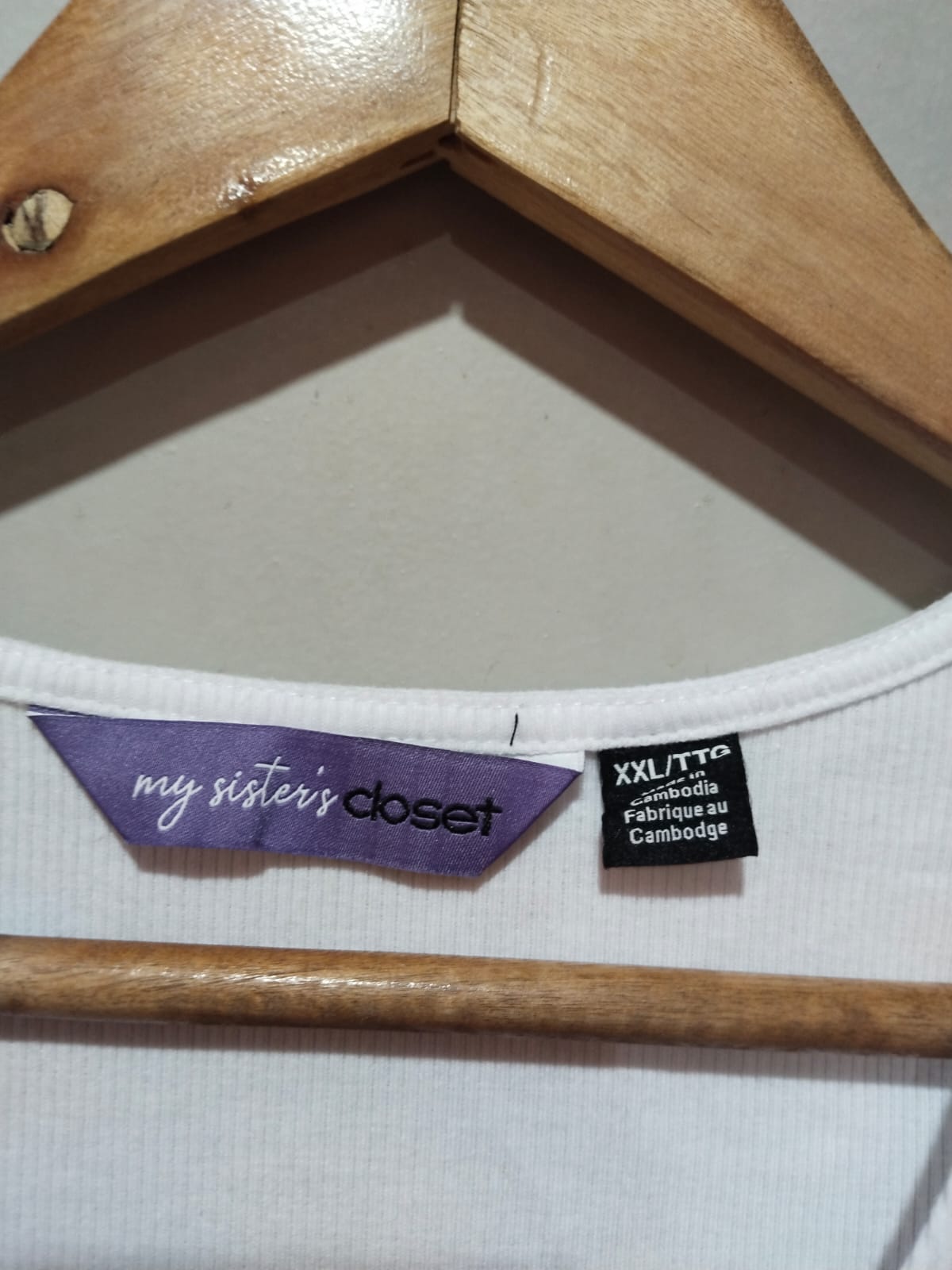 MY SISTER CLOSET|XXL|BUST 16|WHITE V-NECK RUCHED DRAWSTRING CROP TOP