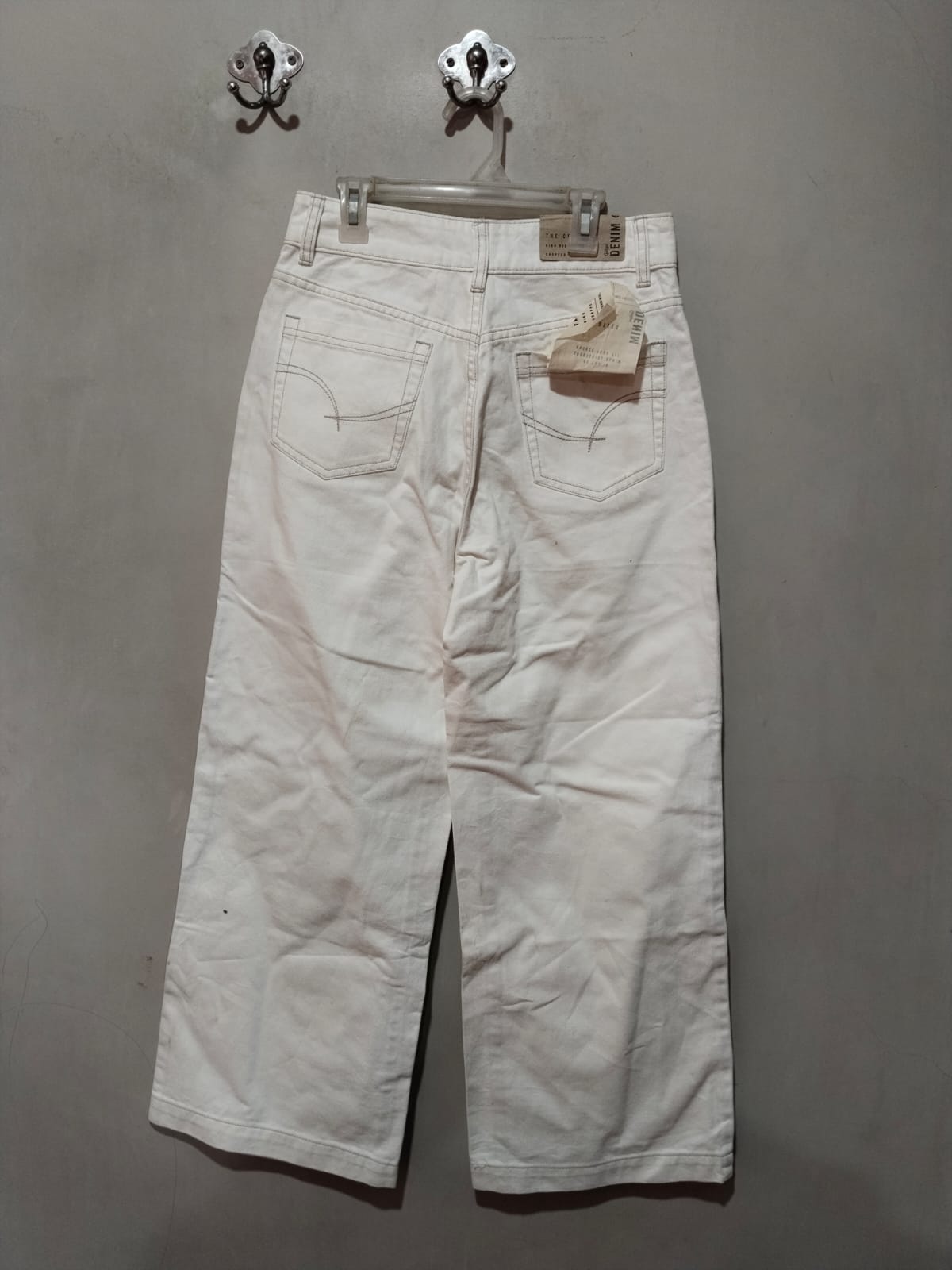 SPORTSGIRL|M|BUST 30| CREAM WIDE LEG CROPPED JEANS.