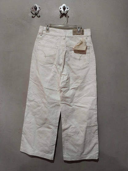 SPORTSGIRL|M|BUST 30| CREAM WIDE LEG CROPPED JEANS.