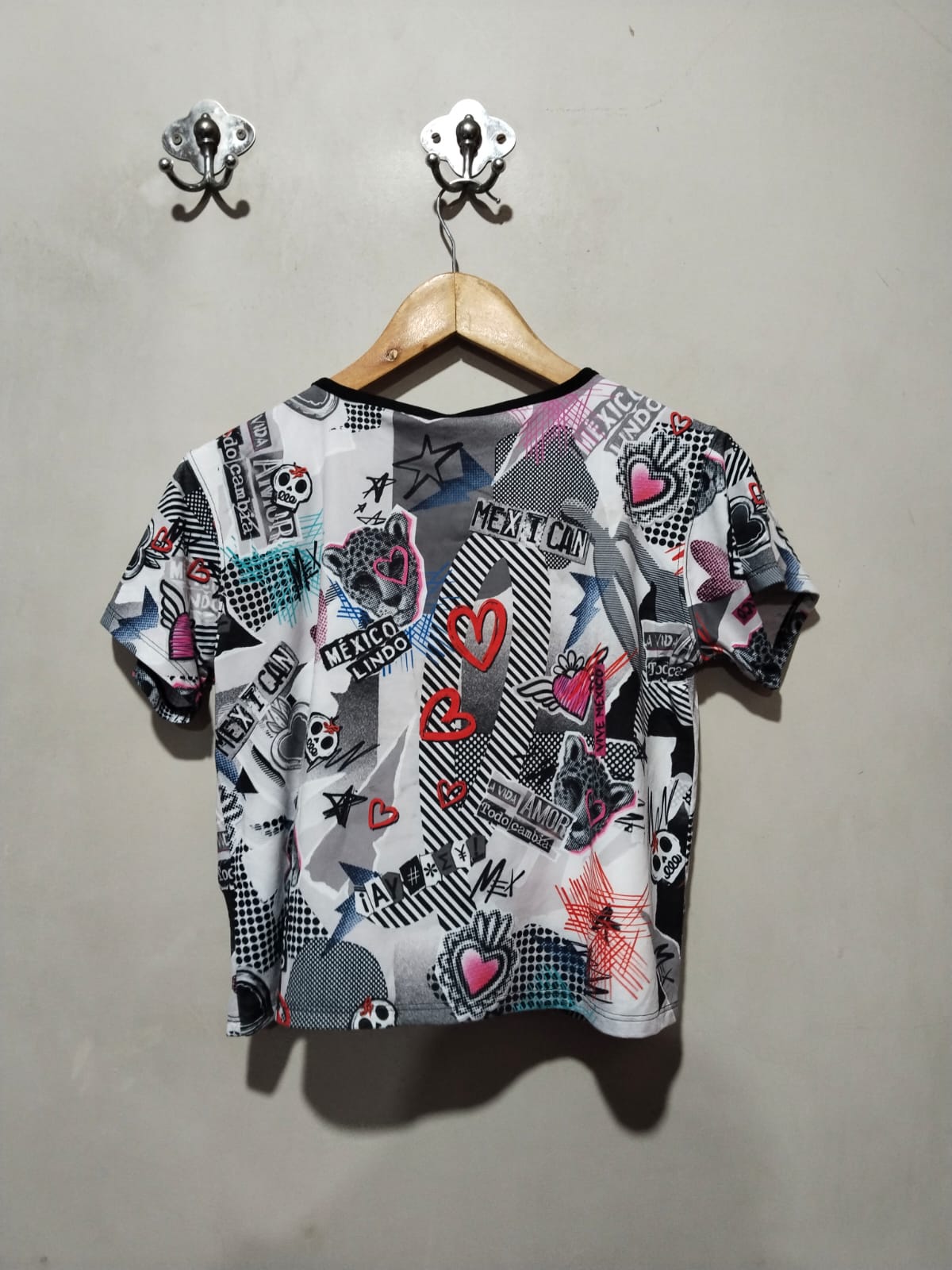 IAY GUAY|L|BUST 19| MEXICAN GRAPHIC PRINT JAGUAR T-SHIRT