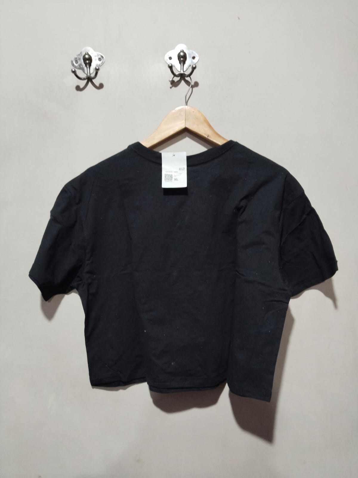 FOREVER21 CHEETOS|XL|BUST 21|B12| CHEETOS SURFING CHESTER CATCHING WAVES T-SHIRT