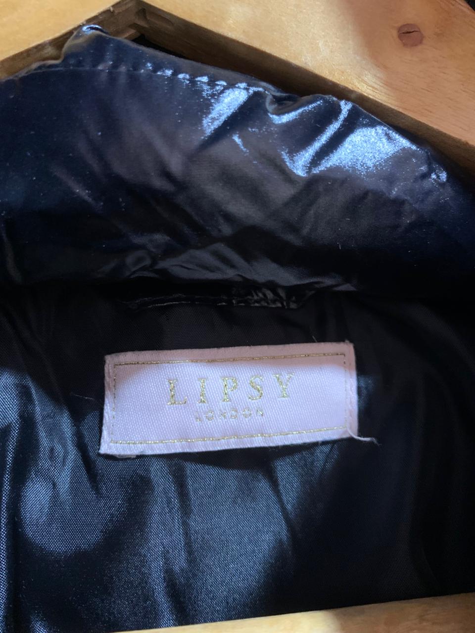 LIPSY|L|BUST 20|BLACK HIGH-SHINE PADDED COAT WITH FAUX FUR HOOD