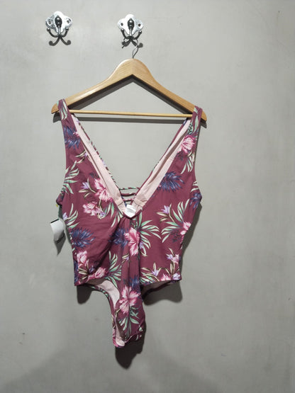 Shade & Shore|L|BUST 18|One Piece Burgundy And Blue