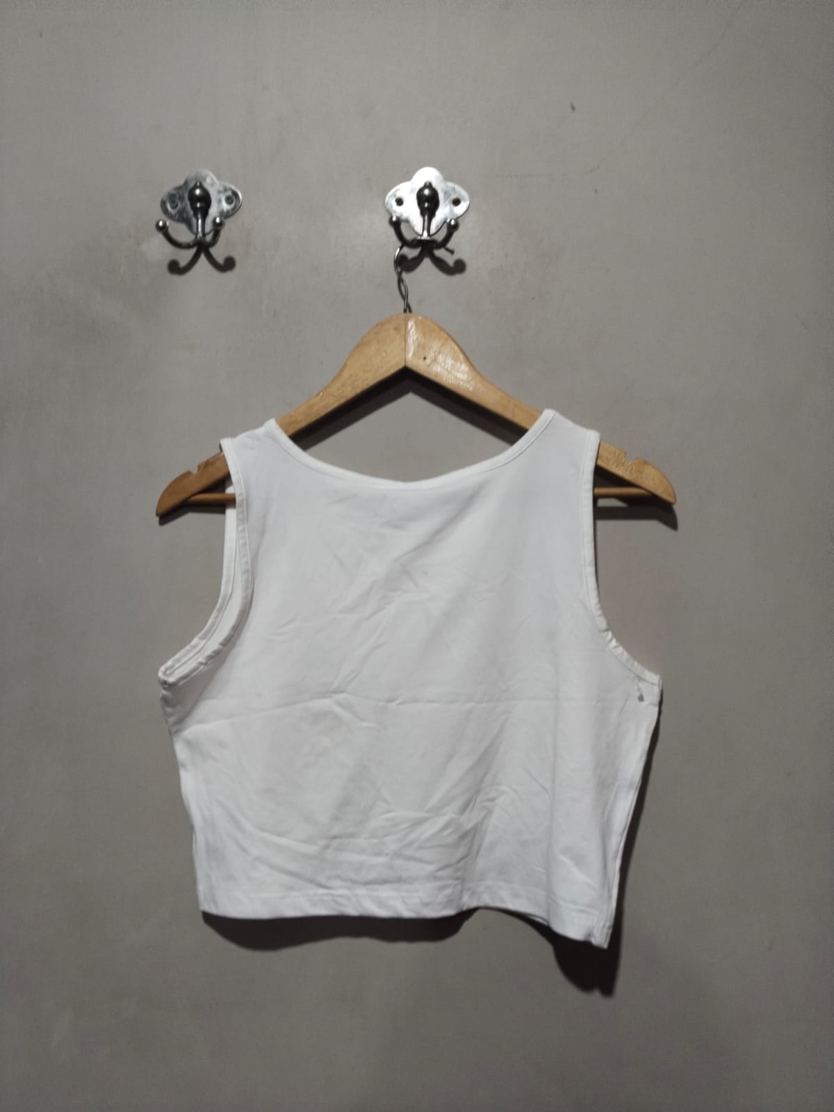ROMWE|L|BUST 17|Female Meditating Energy Crop Top