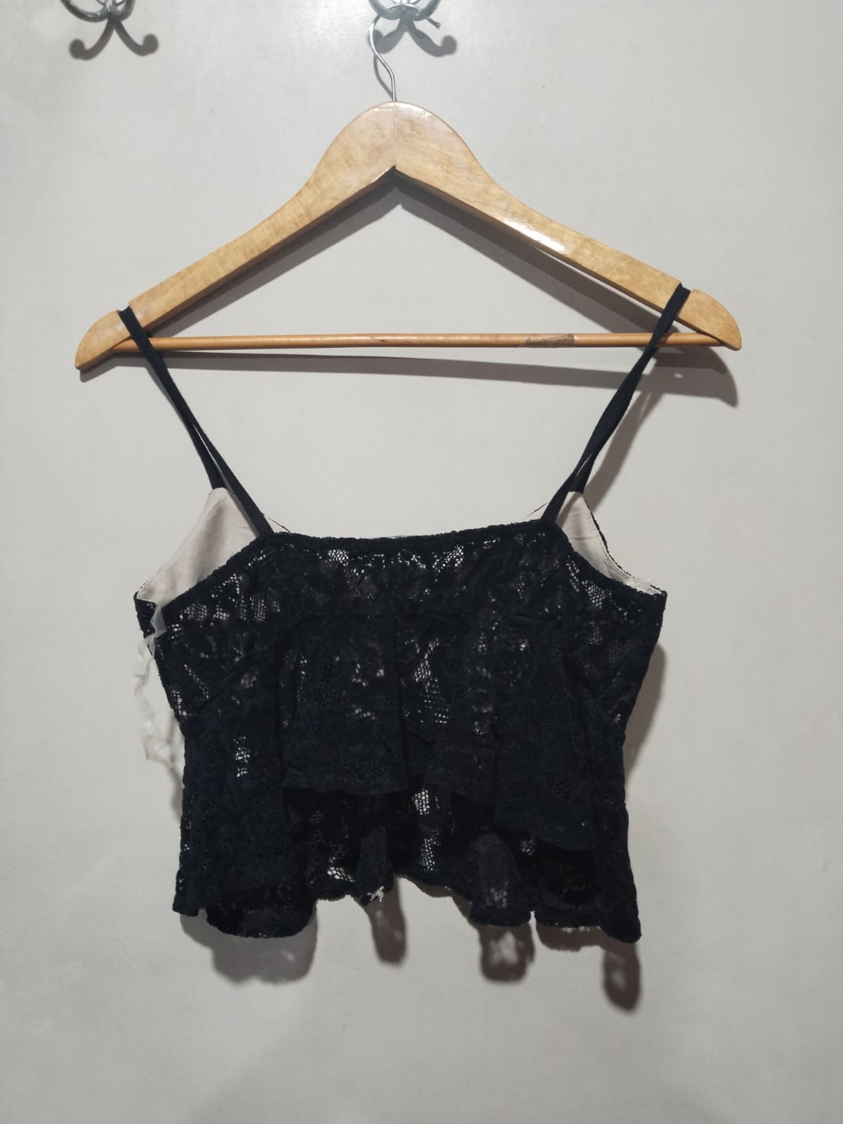 FOREIGN EXCHANGE|M|BUST 15|Black Lace Peplum Tank