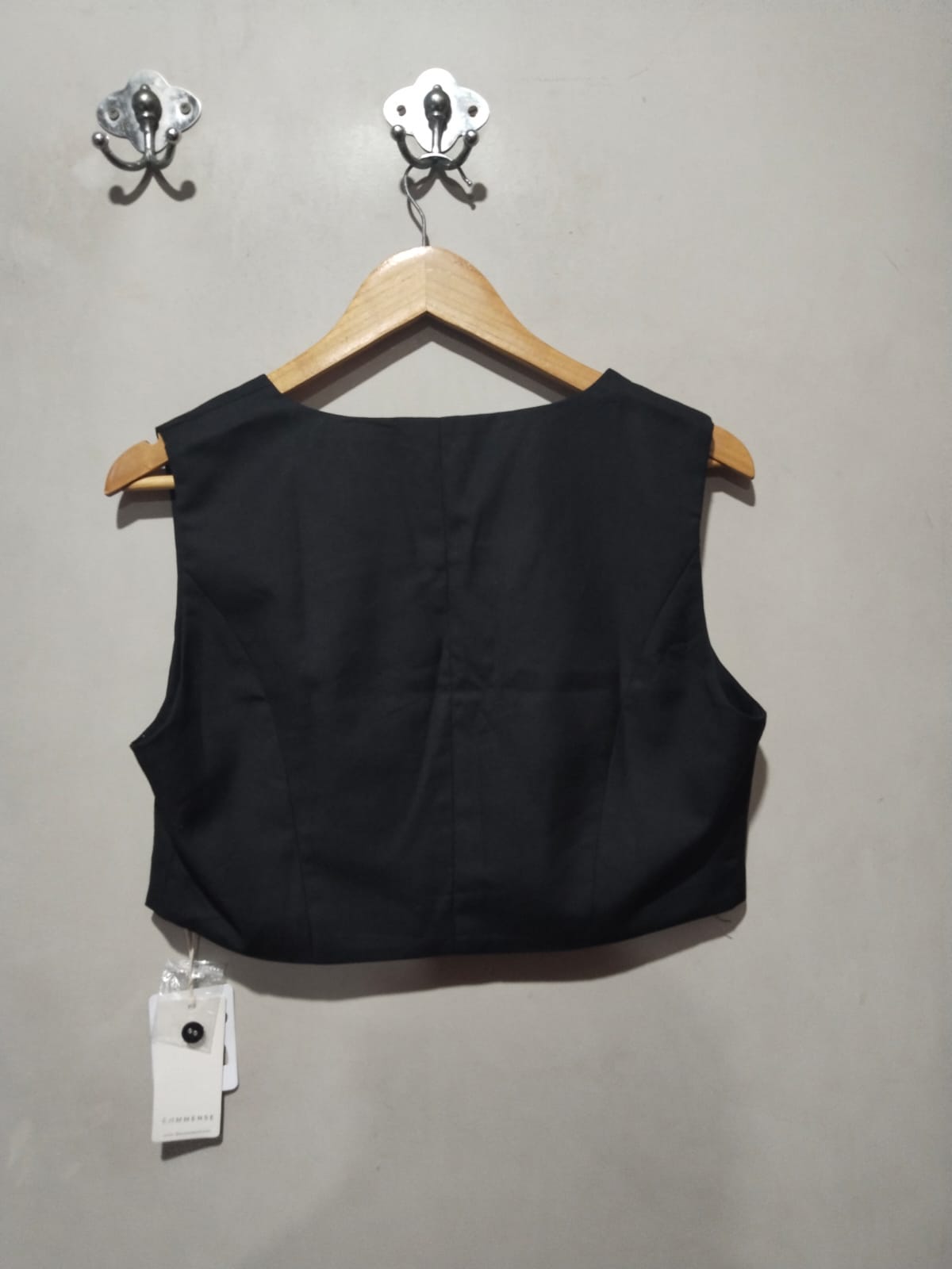 COMMENSE |L|BUST 18|Black Square Neck Button-Front Crop Top