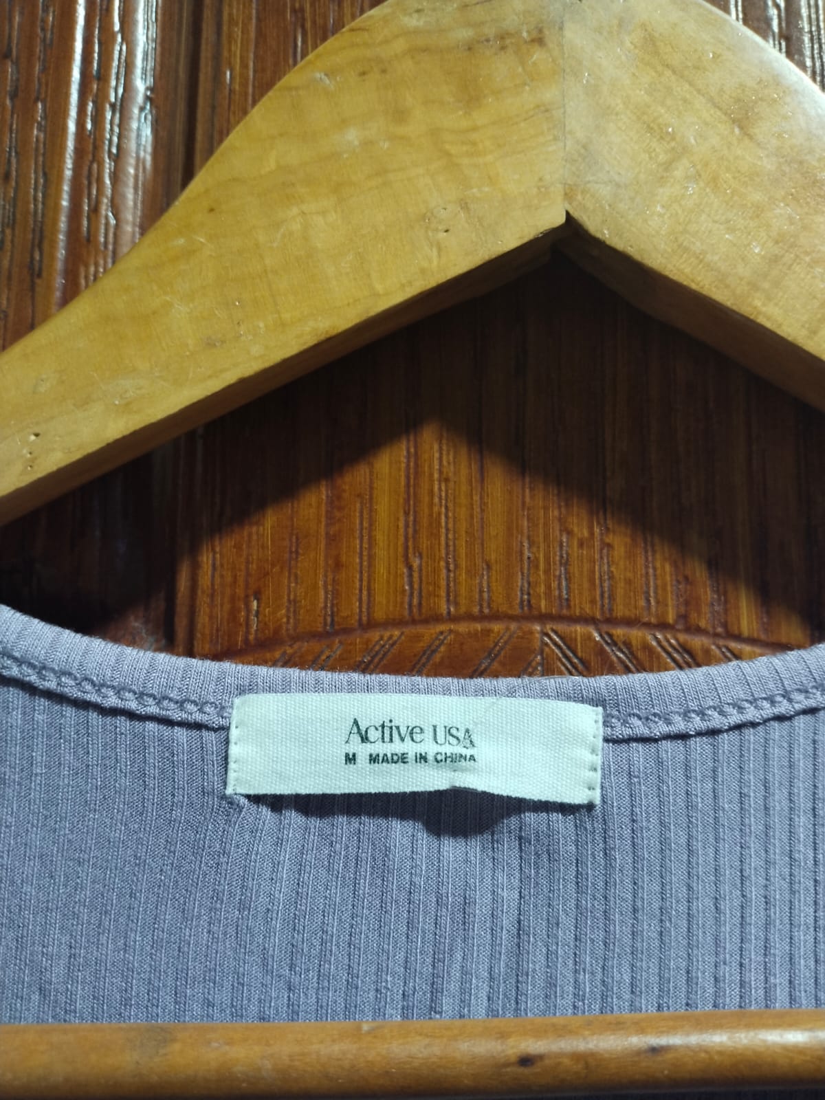 ACTIVE USA |M |BUST 12.5|Basic Ribbed V-Neck Crop Top