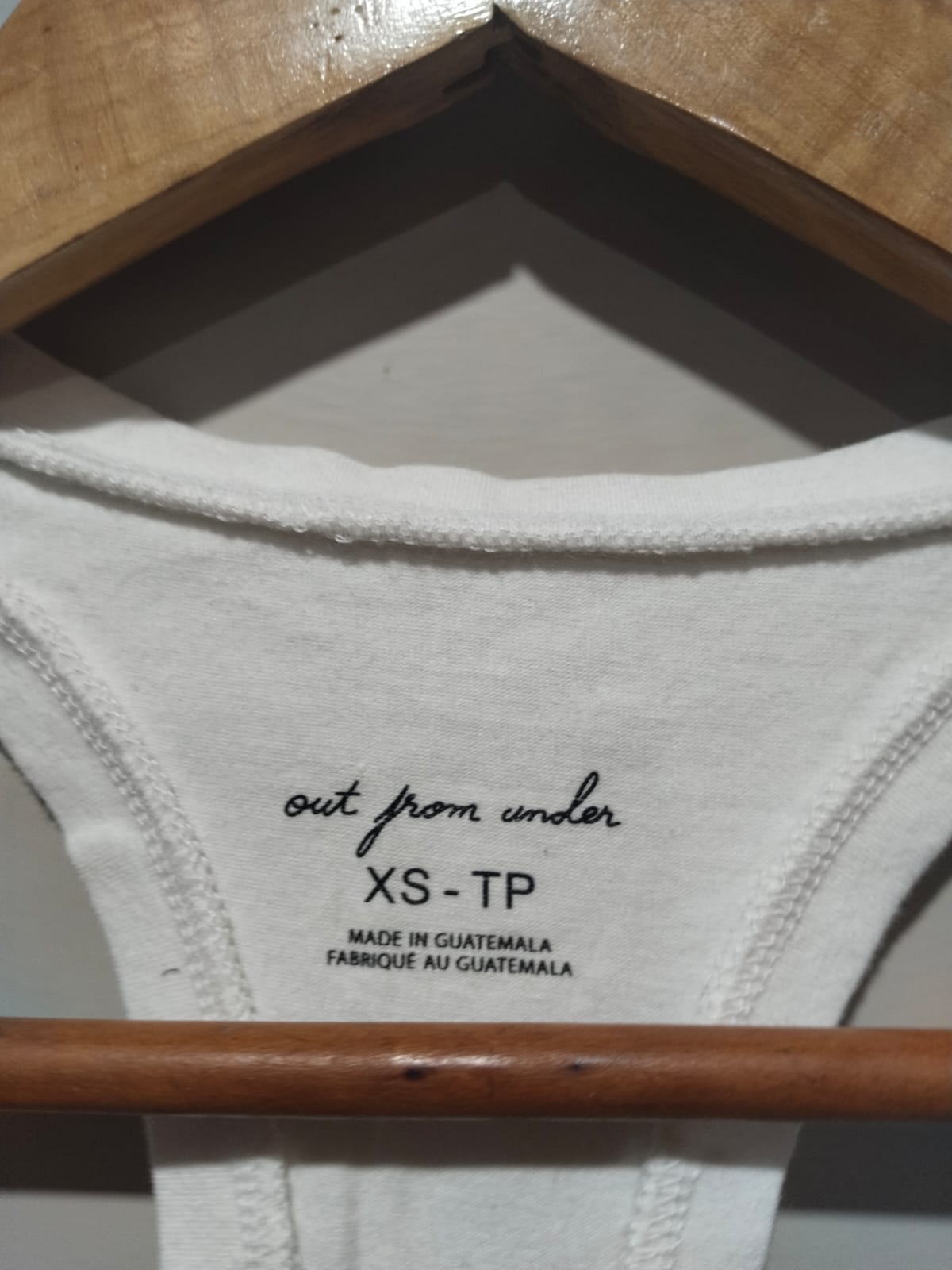 OUT FROM UNDER|XS|BUST 11.5|White Ribbed Cropped Tank Top