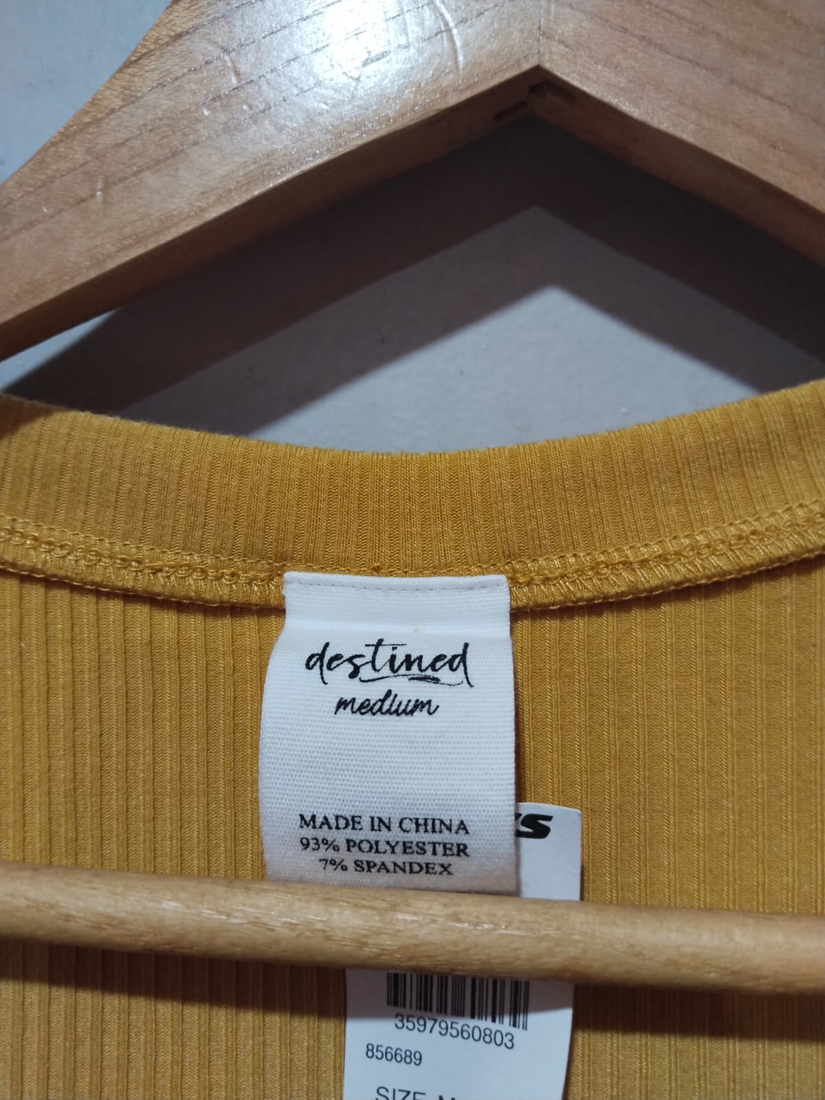 DESTINED|M|BUST 15.5|Mustard Yellow Ribbed V-Neck Crop Top