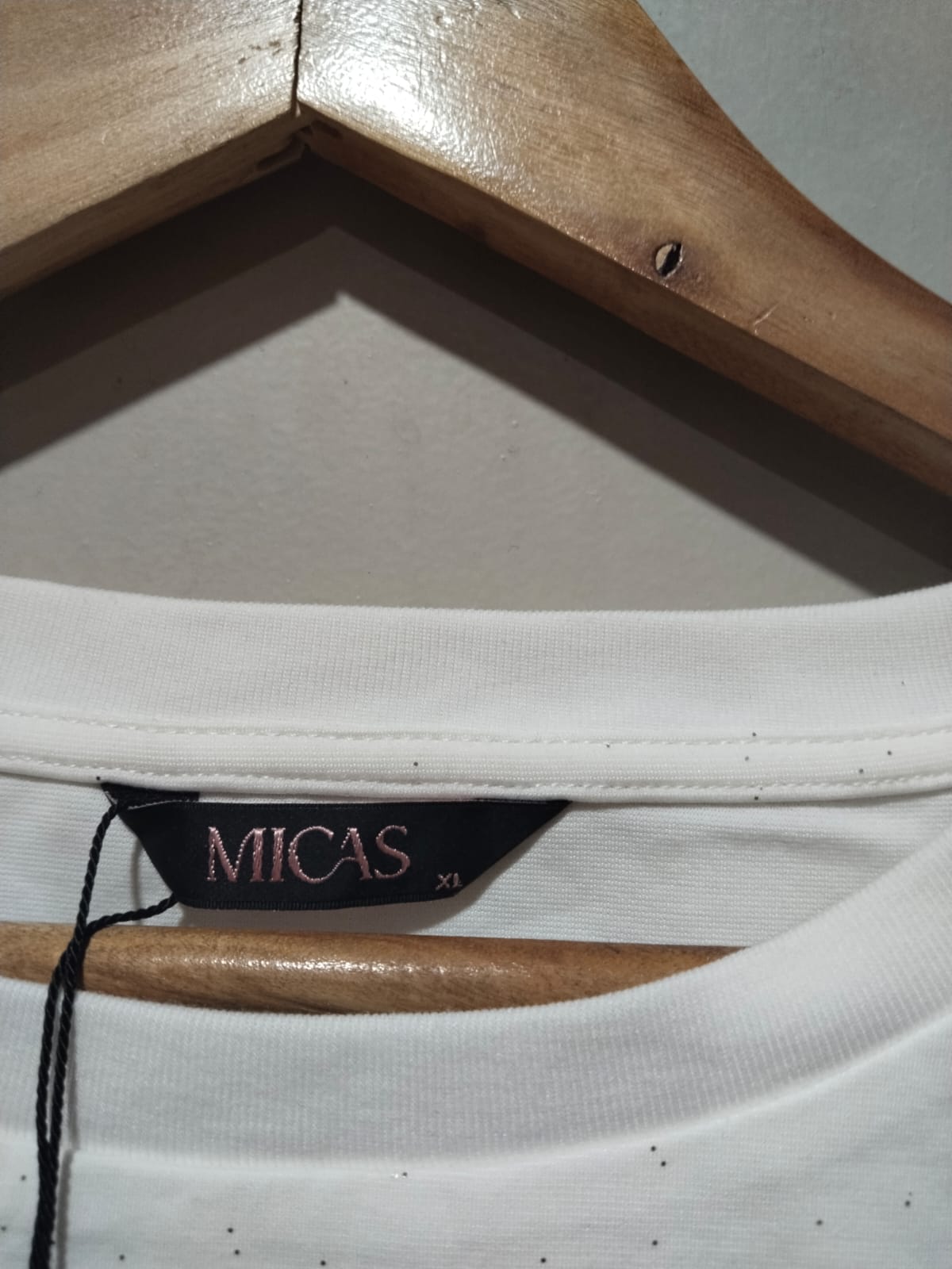 MICAS|XL|BUST 18|Rhinestone Ruched Short Sleeve T-Shirt