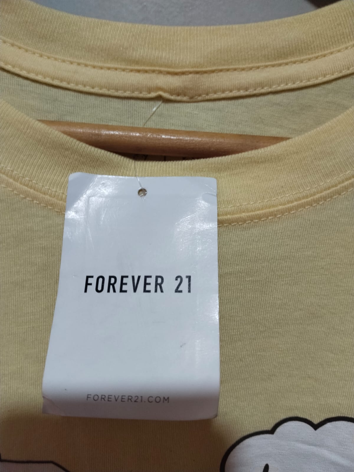 FOREVER21|XL|BUST 21.5|Yellow Applique Boxy Fit T-shirt