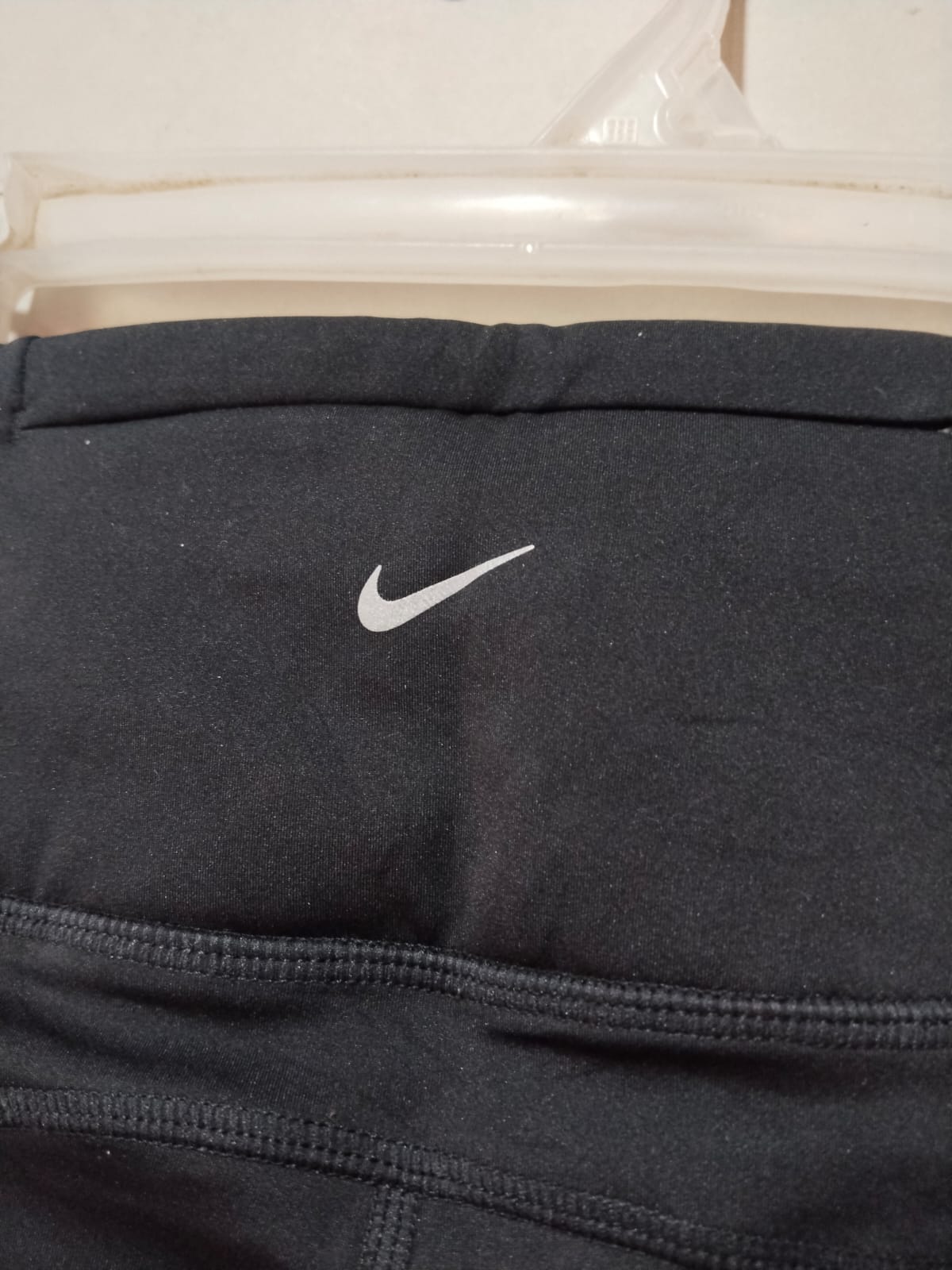 NIKE DRIFIT|S|WAIST 24|Women's Black Drawstring Athletic Capri Leggings