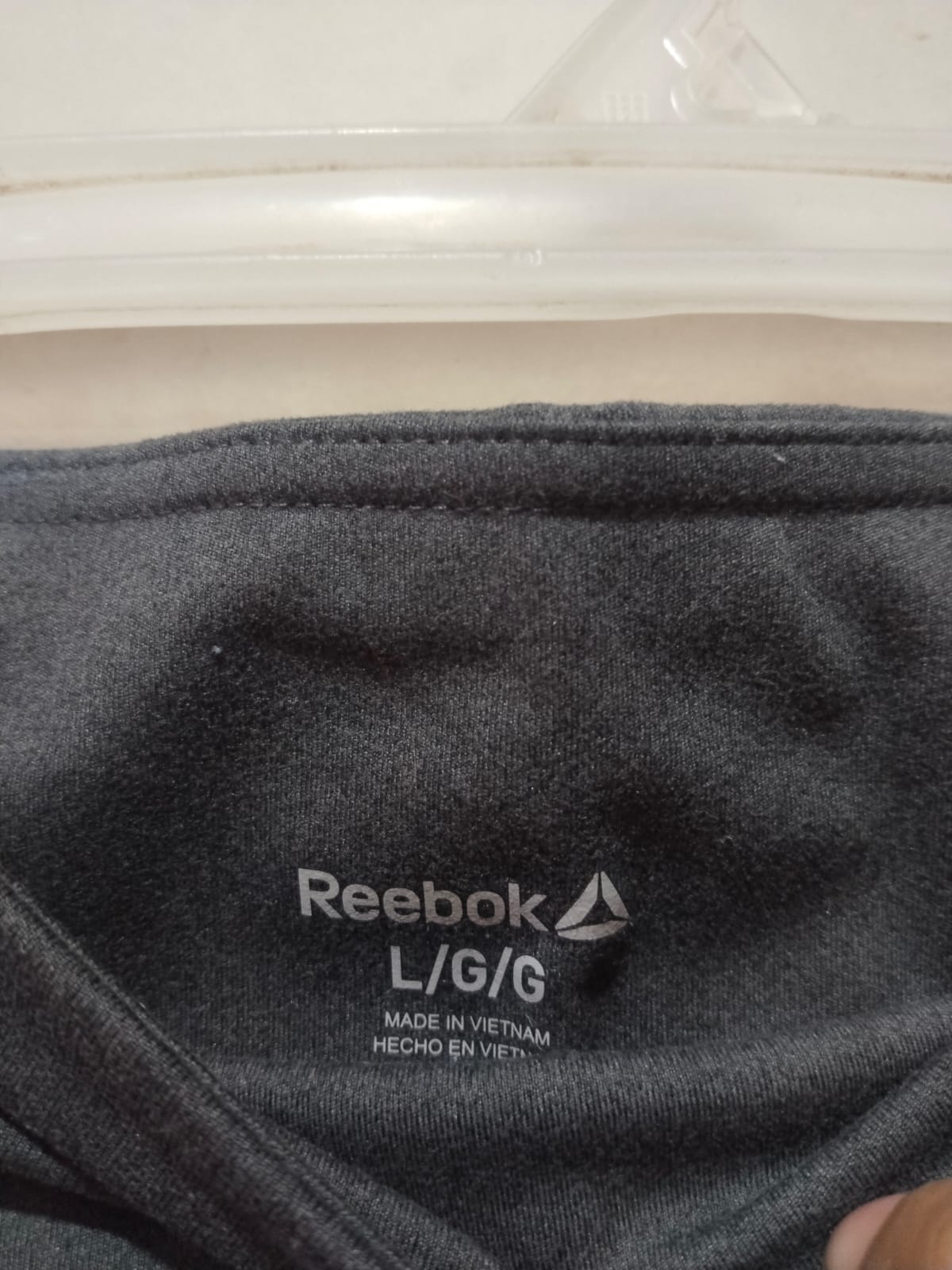 REEBOK|L|WAIST 30|Reebok Black Capri Leggings Women's with Stretch and Side Pockets