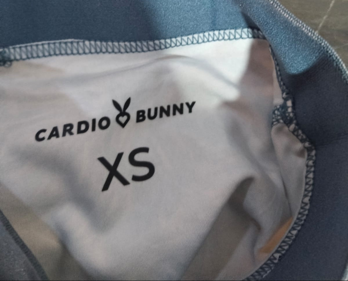 CARDIO BUNNY|XS|WAIST 21|Seamless High-Waisted Blue and Beige Print Leggings