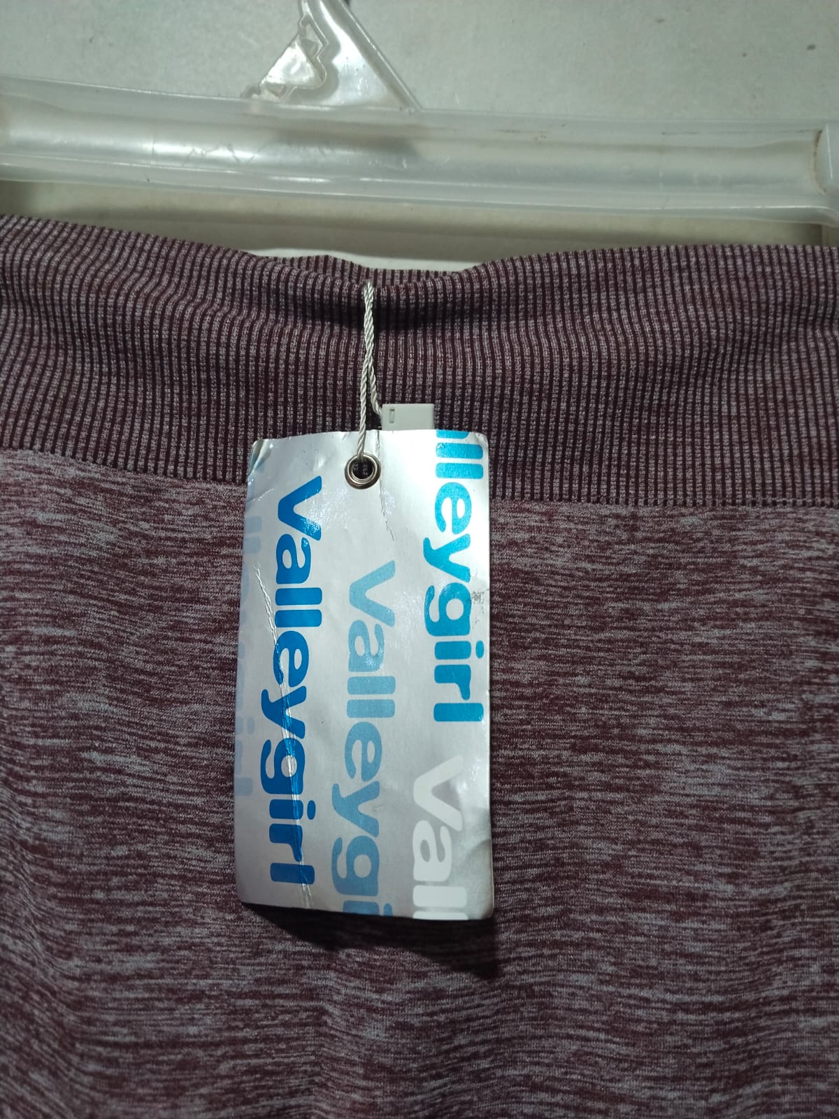 VALLEY GIRL|M|WAIST 24|Purple Seamless Knit Leggings