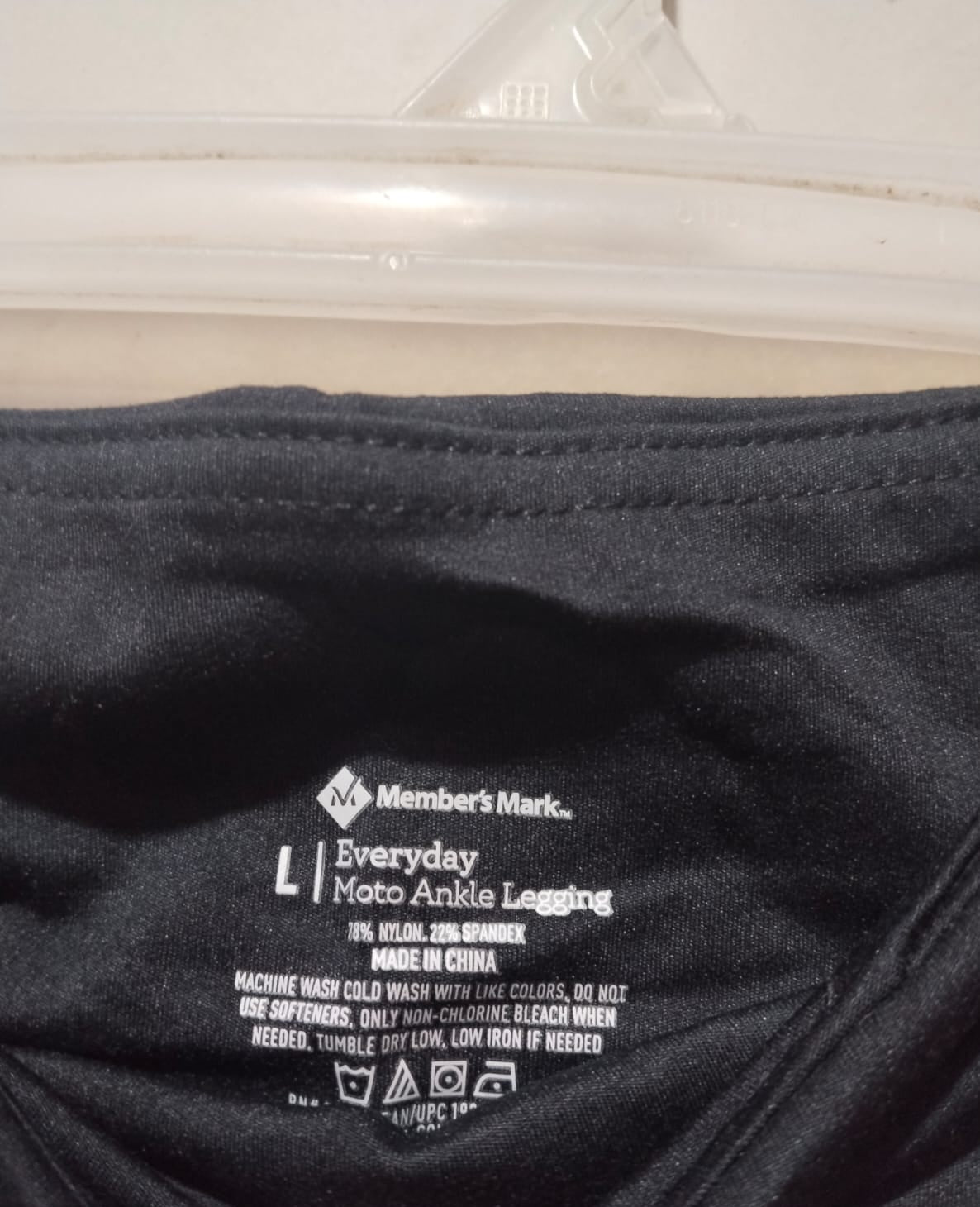 MEMBERS MARK|L|WAIST 30| "Madison Moto" Capri Leggings Black