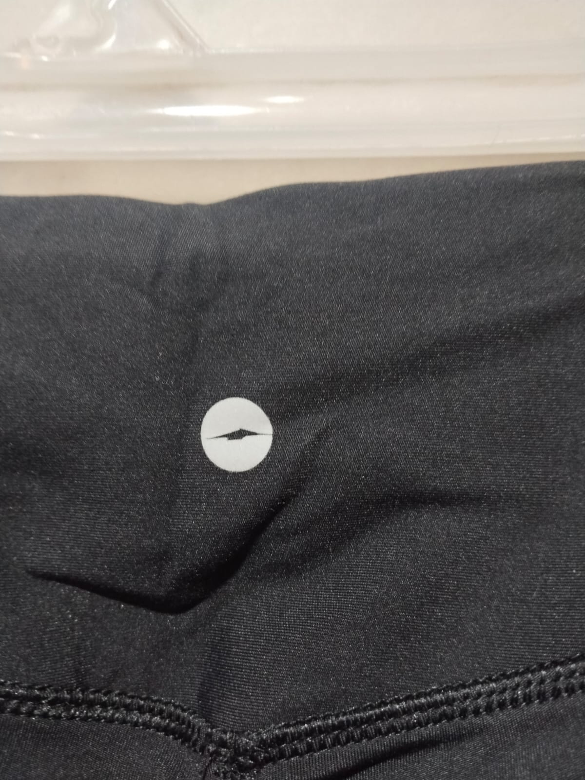 AVIA|XXL|WAIST 36|Women's high-waisted active capri leggings with side pockets